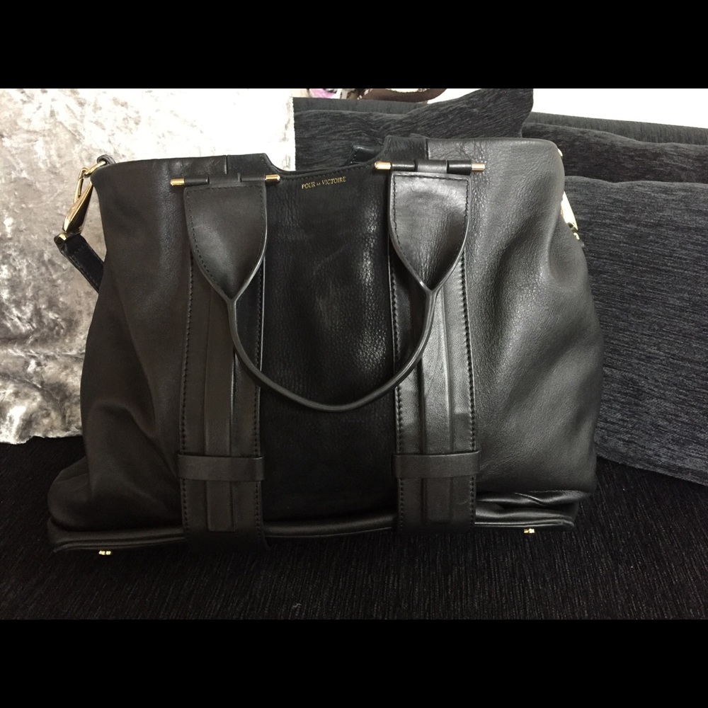 Black Leather Pour La Victoire Tote
